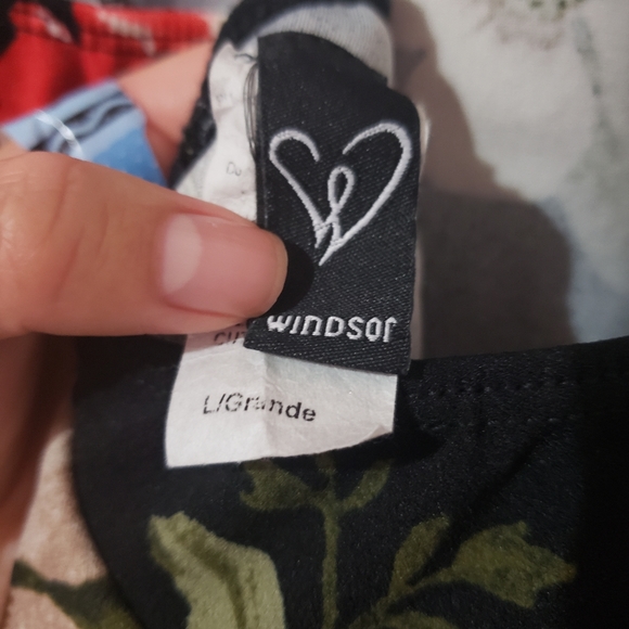 Windsor Dress - Picture 4 of 5